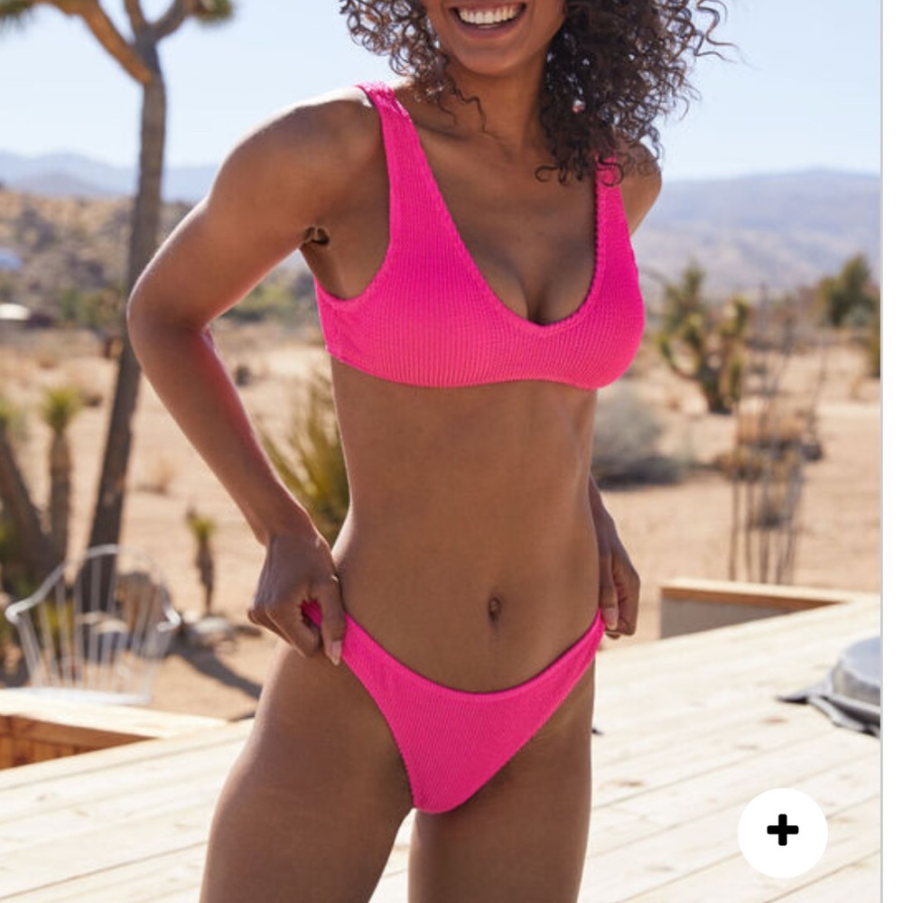 Tilly’s Full Tilt | NWT Hot Pink Bikini